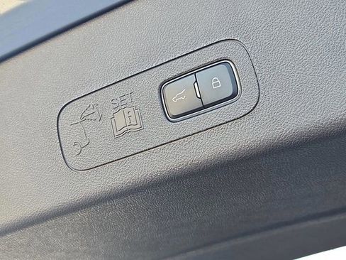 Used 2022 Lincoln Aviator Reserve w/ Elements Package Plus RWD image 45