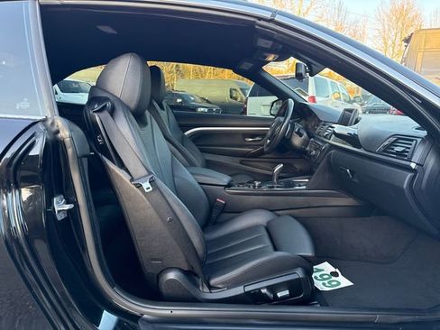 Used 2017 BMW 430i Convertible image 39