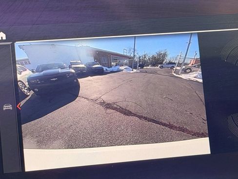 Used 2021 BMW 330i xDrive 330i xDrive Sedan 4D w/ Driving Assistance Package image 35