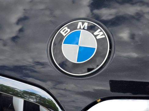 Used 2019 BMW X7 xDrive50i w/ M Sport Package AWD/4WD image 3
