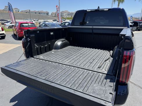 Used 2023 Toyota Tundra Platinum AWD/4WD image 43
