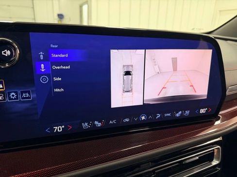 Certified 2024 Chevrolet Traverse RS image 16