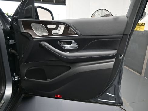 Used 2024 Mercedes-Benz GLE 450 4MATIC image 54