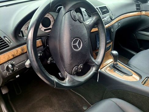 Used 2009 Mercedes-Benz E 350 Sedan image 8