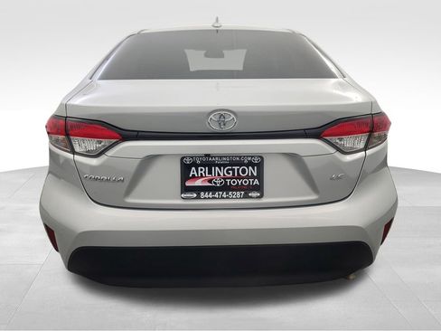 Used 2026 Toyota Corolla LE image 6