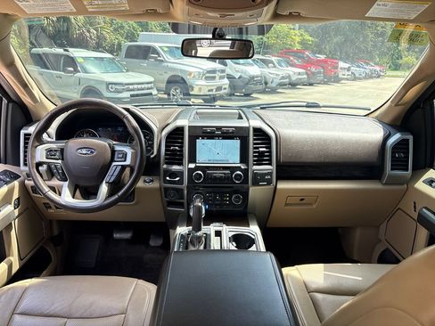 Used 2018 Ford F150 Lariat RWD image 7