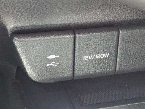 Used 2018 Toyota Camry SE w/ Convenience Package FWD image 20