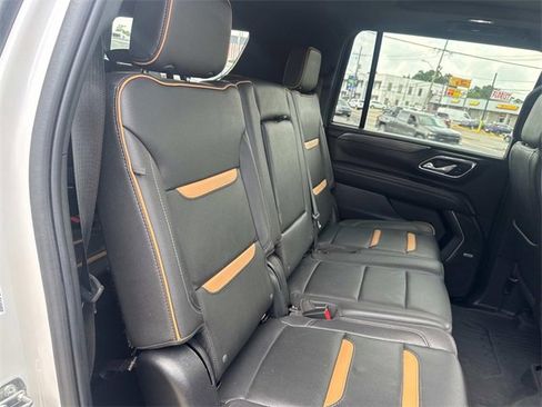 Used 2023 GMC Yukon XL AT4 w/ AT4 Premium Plus Package image 12