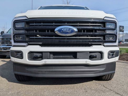 New 2026 Ford F250 Platinum AWD/4WD image 2
