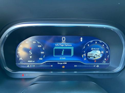 Used 2023 Chevrolet Tahoe High Country image 21