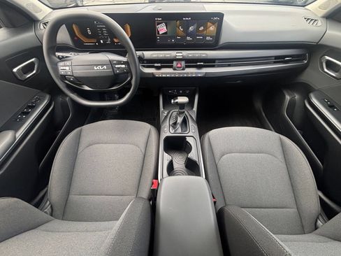 Used 2025 Kia K4 FWD image 33