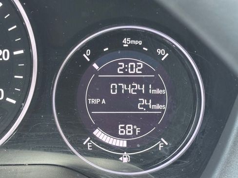 Used 2018 Honda HR-V EX image 10