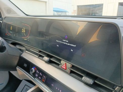 Used 2023 Kia Sportage EX FWD image 8