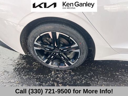 Used 2023 Kia K5 GT-Line image 23