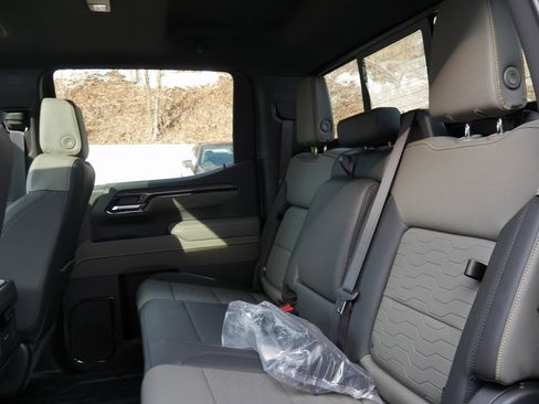 New 2026 Chevrolet Silverado 1500 ZR2 image 30