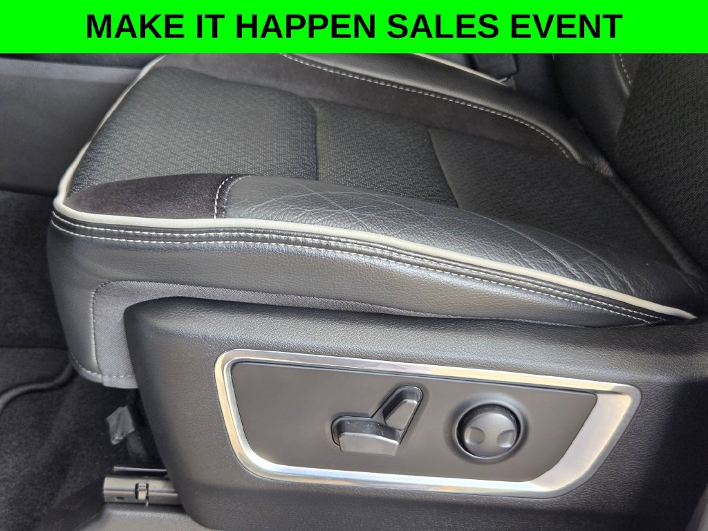 Used 2025 RAM 1500 Laramie w/ Laramie Southwest Edition AWD/4WD image 13
