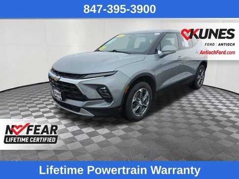 Used 2023 Chevrolet Blazer LT image 3