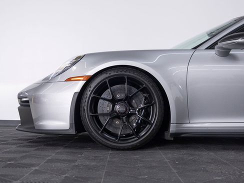 Certified 2024 Porsche 911 GT3 RWD image 11