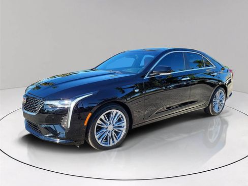 Used 2025 Cadillac CT4 Premium Luxury image 3