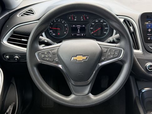 Used 2024 Chevrolet Malibu LT FWD image 15