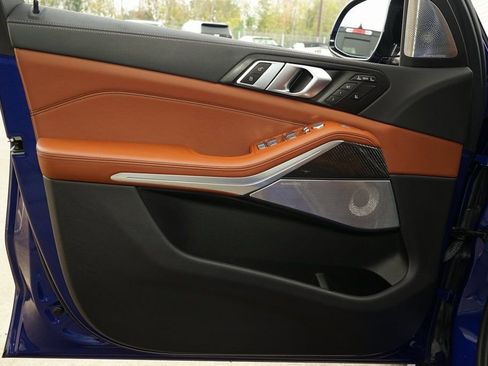 Used 2024 BMW X7 M60i image 20