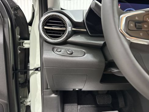 New 2026 Chevrolet Trax ACTIV w/ Driver Confidence Package FWD image 18