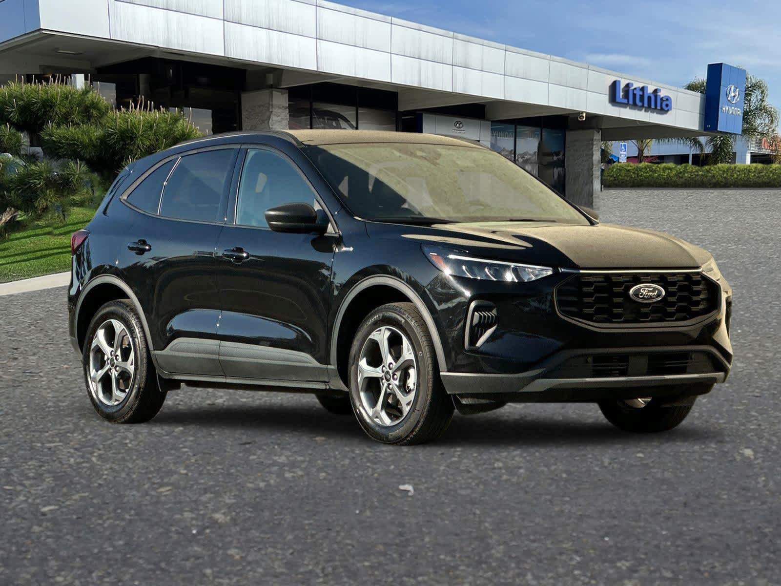 Used 2025 Ford Escape ST-Line AWD/4WD image 10