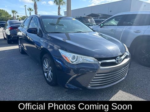 Used 2016 Toyota Camry XLE FWD image 1