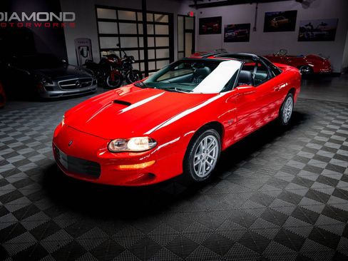 Used 2002 Chevrolet Camaro Z28 w/ SS Performance/Appearance Pkg image 3
