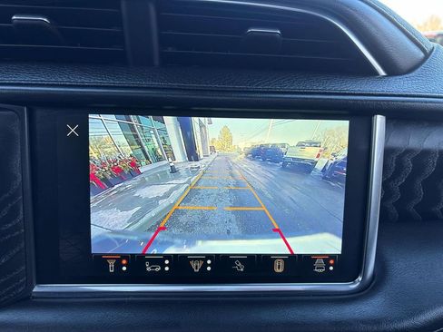 Used 2024 GMC Yukon Denali w/ Denali Reserve Package image 28