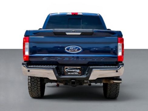 Used 2018 Ford F250 Lariat w/ Chrome Package AWD/4WD image 8