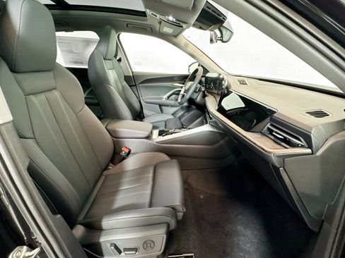 New 2025 Audi Q5 Premium Plus image 25