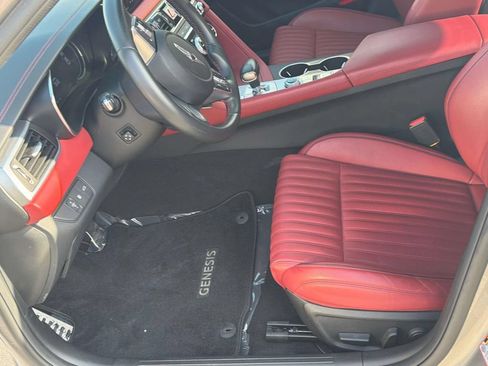Used 2023 Genesis G70 2.0T w/ Sport Prestige Package RWD image 28