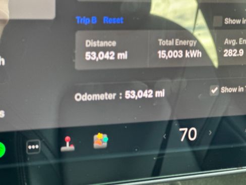 Used 2020 Tesla Model Y Long Range image 21