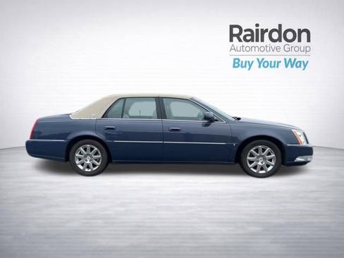 Used 2009 Cadillac DTS FWD image 8