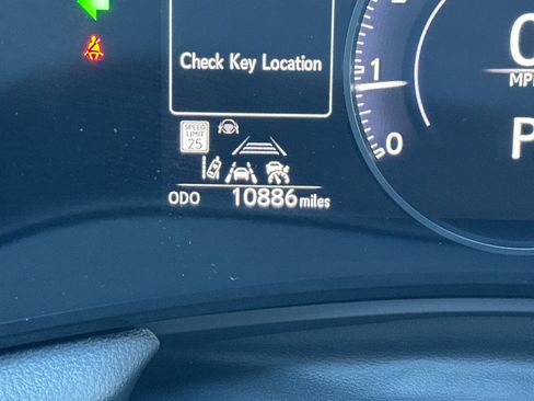 Used 2025 Lexus NX 350 AWD w/ Premium Package image 34