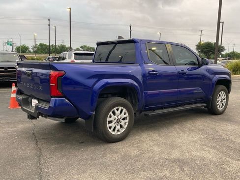 Certified 2024 Toyota Tacoma SR5 image 5