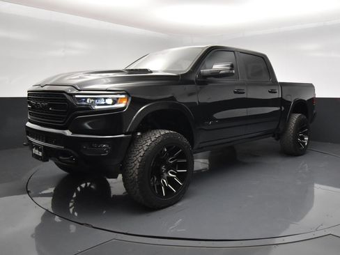 Used 2023 RAM 1500 Limited AWD/4WD image 2