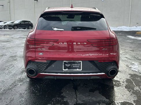 Used 2023 Genesis GV70 2.5T w/ Sport Prestige Package image 9