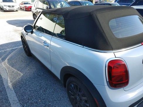Used 2024 MINI Cooper Convertible w/ Signature Upholstery Package image 11