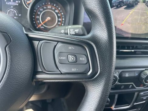 Used 2024 Jeep Wrangler Sport AWD/4WD image 32