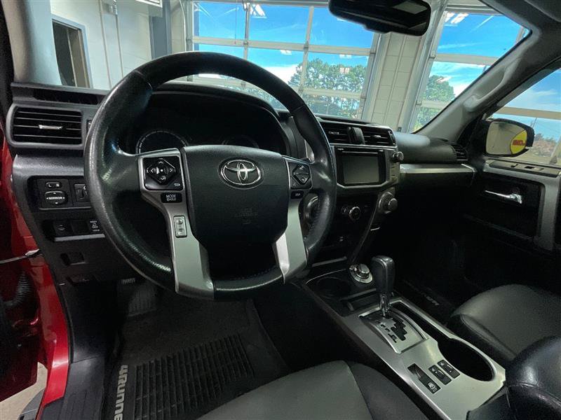 Used 2018 Toyota 4Runner SR5 Premium AWD/4WD image 12