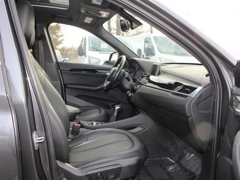 Used 2017 BMW X1 xDrive28i image 13