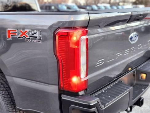 New 2026 Ford F250 XL w/ XL Driver Assist Package image 9