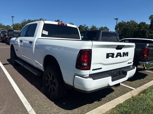 Used 2025 RAM 2500 Big Horn AWD/4WD image 3