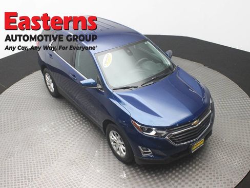 Used 2021 Chevrolet Equinox LT FWD image 3