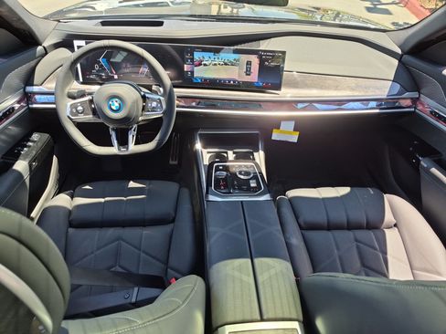 New 2026 BMW 750e xDrive w/ Executive Package AWD/4WD image 30