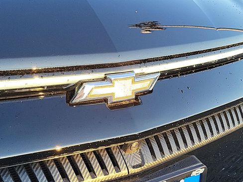 New 2024 Chevrolet Equinox EV LT image 27