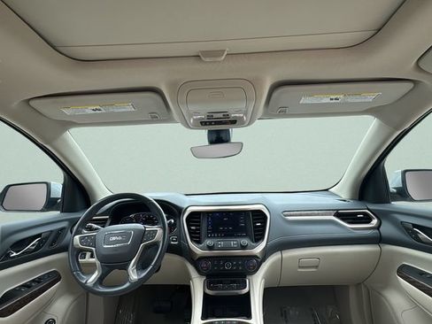 Used 2020 GMC Acadia Denali w/ Denali Ultimate Package AWD/4WD image 30