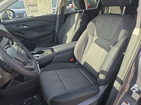 New 2026 Nissan Rogue SV image 20